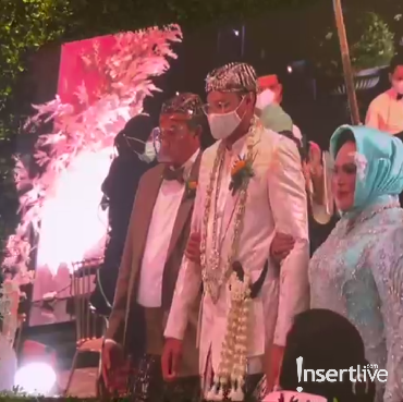 Pernikahan Putri Hetty Koes Endang, Afifah Yusuf Gunakan Adat Sunda