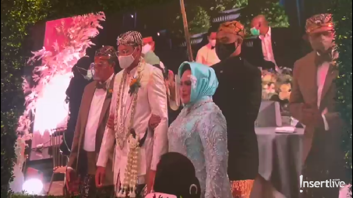 Pernikahan anak Hetty Koes Endang