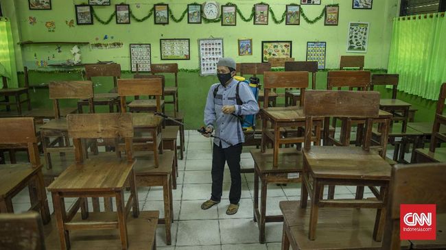 Sekolah Tatap Muka di DKI Jakarta Bulan Ini Batal Pemerintah Provinsi DKI Jakarta resmi membatalkan rencana pembelajaran tatap muka di sekolah mulai bulan ini.