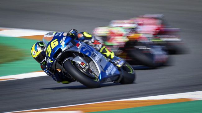 Mir Bantah Juara MotoGP karena Kerja Keras Ayah Lorenzo Pembalap Suzuki Joan Mir membantah kesuksesan juara MotoGP 2020 karena peran ayah Jorge Lorenzo, Chicho Lorenzo.