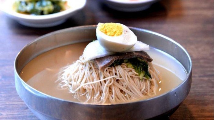 Cobain, Beragam Jenis Mie Korea yang Bakal Bikin Kamu Ketagihan! Cobain, Beragam Jenis Mie Korea yang Bakal Bikin Kamu Ketagihan!