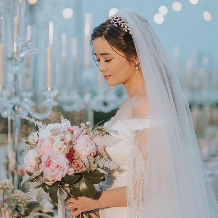<p>Denny melabuhkan hatinya pada seorang wanita bernama Olivia Allan. Selama ini, pria kelahiran Makassar tersebut tak pernah membuka soal kisah asmaranya pada publik. (Foto: Instagram @sumargodenny.dll)</p>