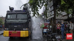 Polisi Buka Suara soal Viral Water Cannon Semprot Tanah Abang