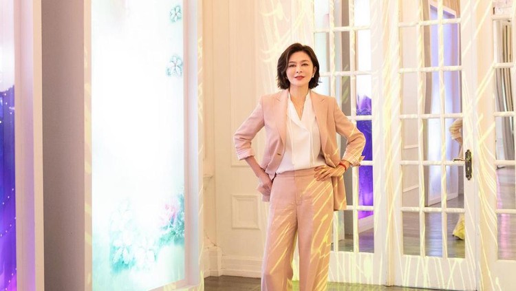 rosamund kwan