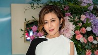 5 Potret Rosamund Kwan, Teman Dekat Andy Lau yang Kini Bisnis Skincare