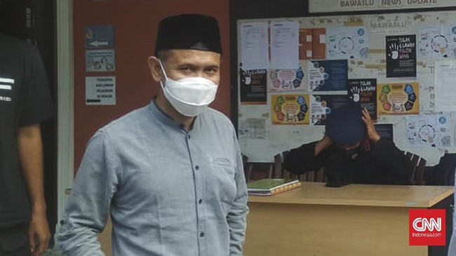Bawaslu Kota Medan melimpahkan kasus dugaan kampanye di Masjid Al Irma oleh Calon Wakil Wali Kota Medan Salman Alfarisi ke Polrestabes Medan.