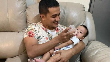 Vanessa Angel di Penjara, Suami Rela Pakai Daster demi Susui Bayinya