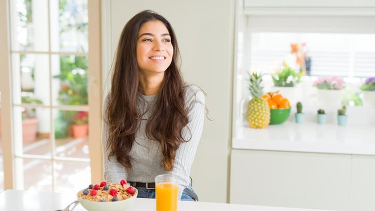 7 Kebiasaan Sarapan Pagi yang Sehat untuk Wanita, Dijamin Langsing!