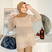 8 Ide Mix and Match Outfit Earth Tone yang Stylish ala Selebgram