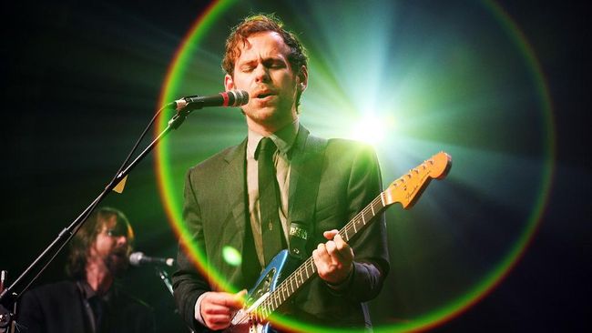 Musisi Kanada, Hannah Georgas, mengaku kaget ketika mengetahui Aaron Dessner menggarap album terbaru Taylor Swift, Folklore, saat sedang memproduseri musiknya.