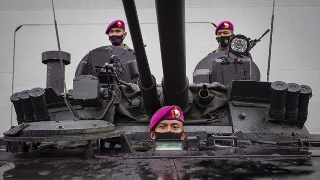 Presiden Jokowi juga ingin postur TNI memiliki kemampuan daya tangkal strategis dan mobilitas tinggi untuk diproyeksikan di dalam dan luar wilayah NKRI.