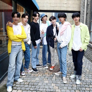 Simak Tanggapan Mengejutkan Media Asing pada Album Baru BTS 'BE'