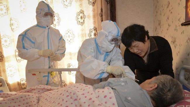 Jepang meminta China untuk berhenti melakukan tes swab anal bagi warganya karena memicu masalah psikologis.