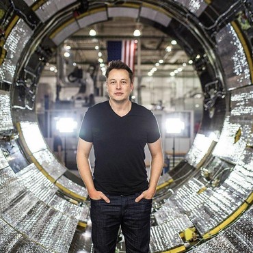 Kejam, Orang Terkaya Dunia Elon Musk Pamer Pacar Baru Usai Gugat Cerai Istri