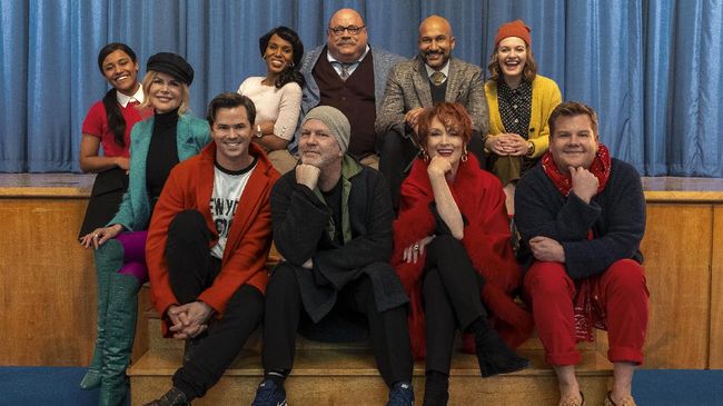 Aksi Meryl Streep-James Corden Jadi Pahlawan dalam The Prom Sutradara Ryan Murphy meyakini bintang-bintang besar mau bergabung dalam The Prom karena pesan yang disampaikan di dalamnya.