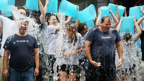 Tren Ice Bucket Challenge Viral Lagi, Kali Ini Buat Kesehatan Mental