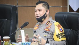 Kapolda Metro Jelaskan Alasan Tindak Tegas Kerumunan Massa