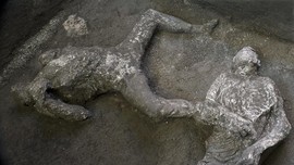2 Kerangka Manusia Ditemukan di Pompeii, Diduga Budak-Majikan