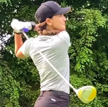 Luna Maya Main Golf, Disebut Mirip Atlet Profesional