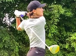 Luna Maya Main Golf, Disebut Mirip Atlet Profesional