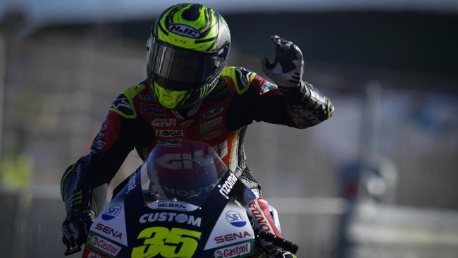 Pembalap asal Inggris Cal Crutchlow resmi menggantikan Franco Morbidelli di tim Petronas pada tiga balapan di MotoGP 2021.