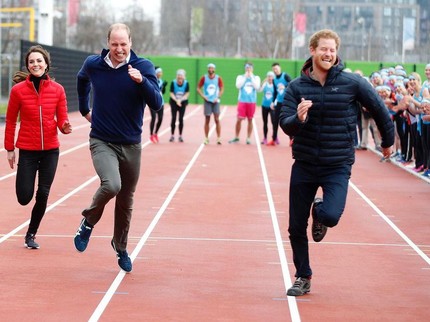 Pangeran William dan Harry Tak Masuk Surat Wasiat, Warisan Rp30 Miliar Jatuh ke Orang Ini