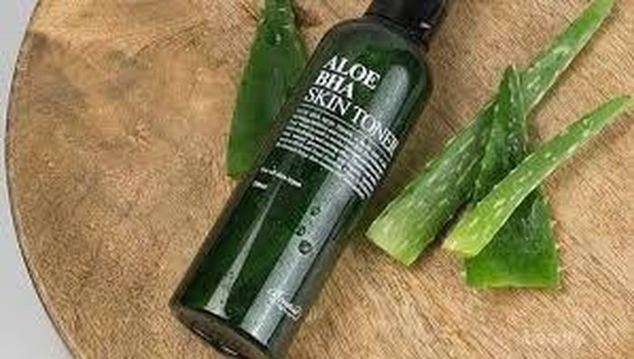 5 Produk Ini Mengandung Salicylic Acid, Cocok Buat Kulit Berjerawat 5 Produk Ini Mengandung Salicylic Acid, Cocok Buat Kulit Berjerawat