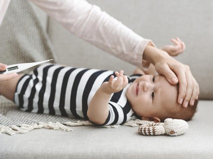 Berapa Batas Suhu Tubuh Bayi yang Tergolong Demam?
