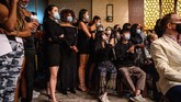 FOTO: Agensi Model Hong Kong Rayakan Keberagaman Lewat agensi model Harmony, Anne-Marie Ilunga melawan standar kecantikan Asia yang dijunjung tinggi Hong Kong.