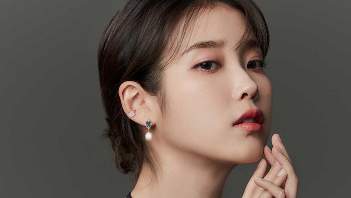 5 Tips Layering Aksesoris Tanpa Takut Kelihatan Norak 5 Tips Layering Aksesoris Tanpa Takut Kelihatan Norak