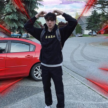 Lirik Lagu Death Bed - Powfu