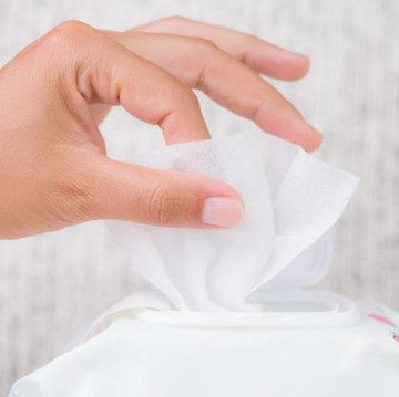 Meski Praktis, 7 Benda Ini Tidak Boleh Dibersihkan dengan Tisu Basah! Apa Saja?