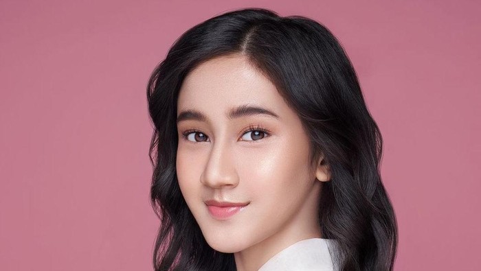 8 Fakta Si Cantik Keisya Levronka, Penyanyi Jebolan Indonesian Idol