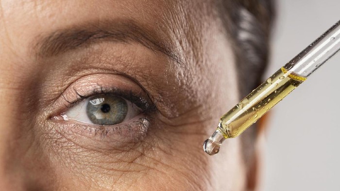 Cari Produk Anti-Aging? Yuk, Kenali Apa Saja Bahannya yang Tepat Cari Produk Anti-Aging? Yuk, Kenali Apa Saja Bahannya yang Tepat