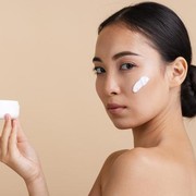 Efek Samping yang Biasa Dirasakan Saat Lepas Krim Dokter