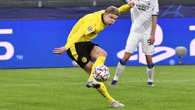Top Skor Liga Champions: Haaland Teratas