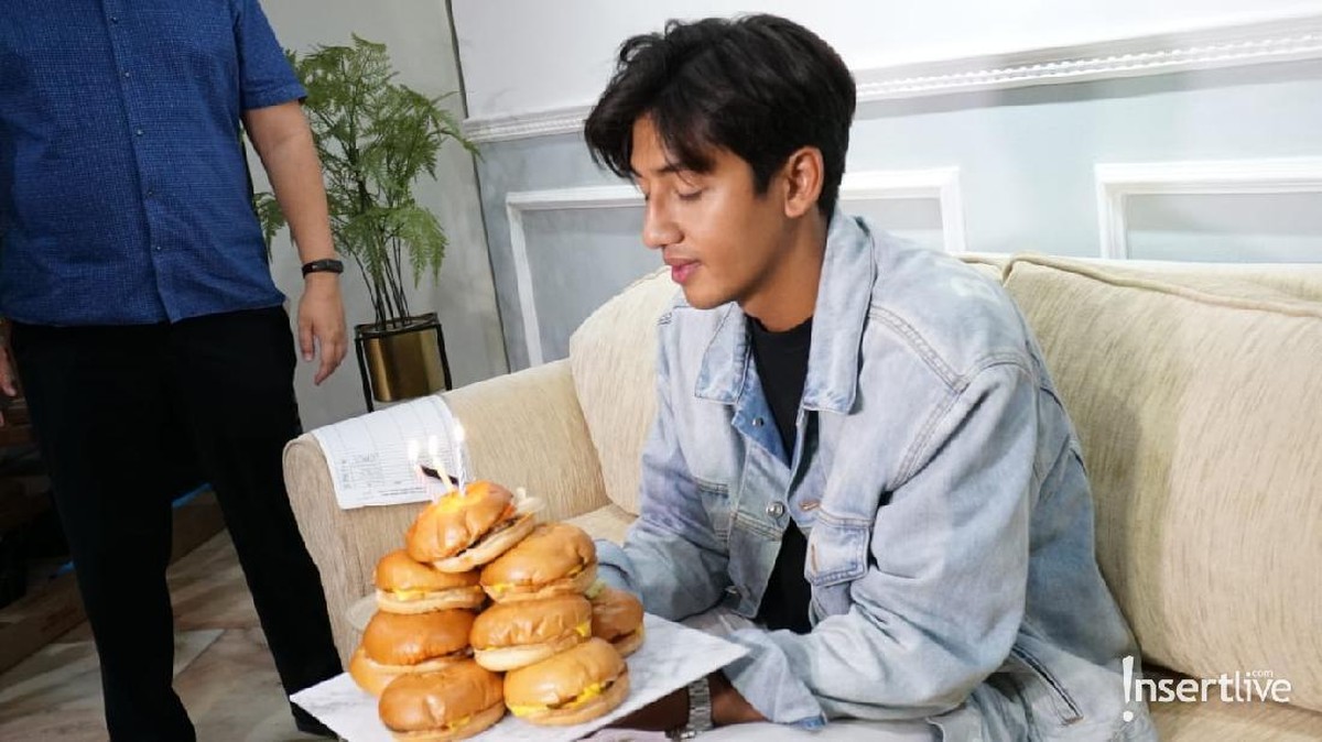 Momen ulang tahun Harris Vriza