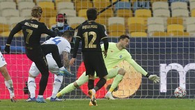 FOTO: Barcelona Perkasa Tanpa Messi