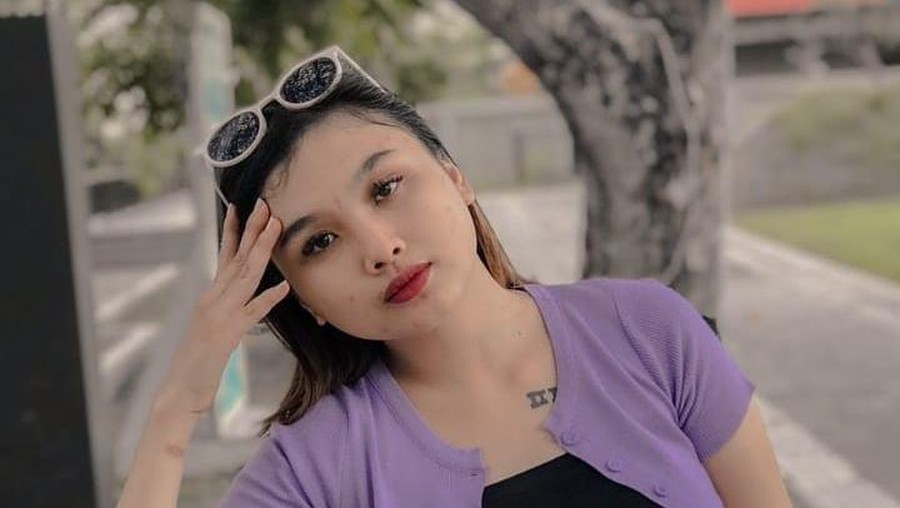 Liany Panmuma - Penyanyi Lagu De Yang Gatal Sa