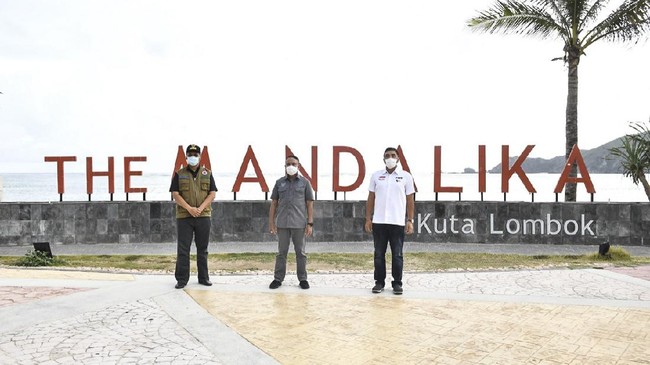 Wakil MGPA Happy Harinto menyebut Indonesia masih berpeluang jadi tuan rumah MotoGP 2021 meski Sirkuit Sepang batal gelar tes pramusim.