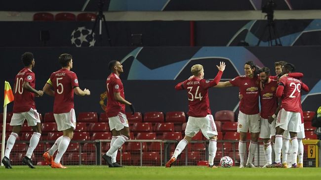 Klub-klub Besar yang Terancam di Liga Champions Hingga matchday keempat, terdapat enam klub yang sudah memastikan tiket ke 16 besar dan ada kesebelasan besar yang terancam gagal melewati fase grup.