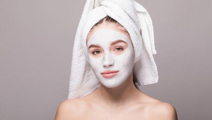 Perawatan Wajah Murah, Coba 10 Masker Wajah Halal untuk Mencerahkan Ini!