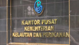 VIDEO: Edy Prabowo DItangkap KPK, Pengamanan Gedung KKP Ketat