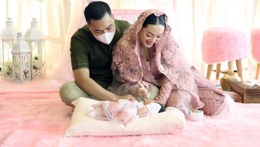 img-title Perlakuan Suami Zaskia Gotik Saat Urus Anak Bikin Publik Tercengang