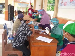 Lebih 27 Ribu Petugas KPPS Lamongan Mulai Jalani Rapid Test Bertahap