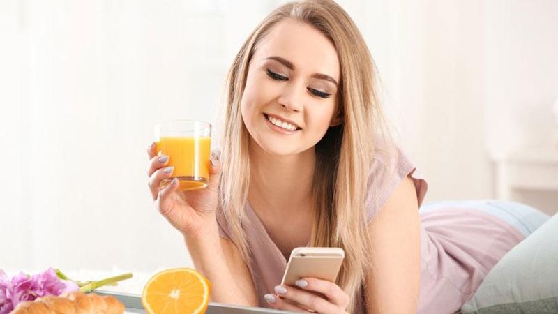 Asam askorbat, atau yang lebih akrab dikenal sebagai vitamin C, adalah salah satu zat gizi yang terkandung dalam buah dan sayur.