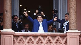 Delapan Staf Medis Akan Diadili atas Kematian Maradona