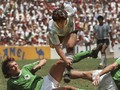 Pelatih Argentina di Piala Dunia 1986 Tak Tahu Maradona Wafat