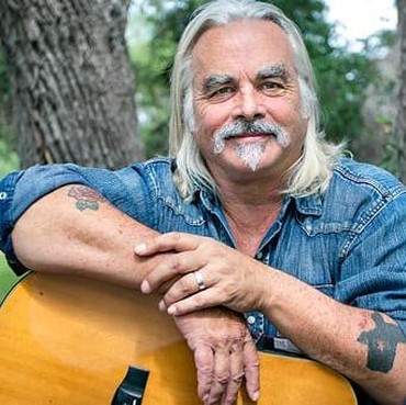 Musisi Country Hal Ketchum Tutup Usia