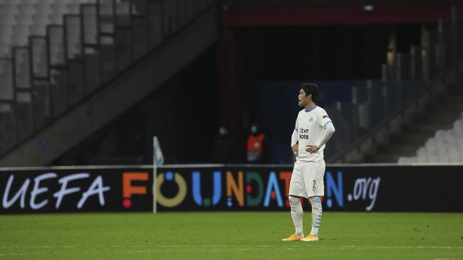 Marseille mencatatkan rekor buruk di Liga Champions sebagai tim dengan kekalahan beruntun terbanyak dengan jumlah 13 laga.